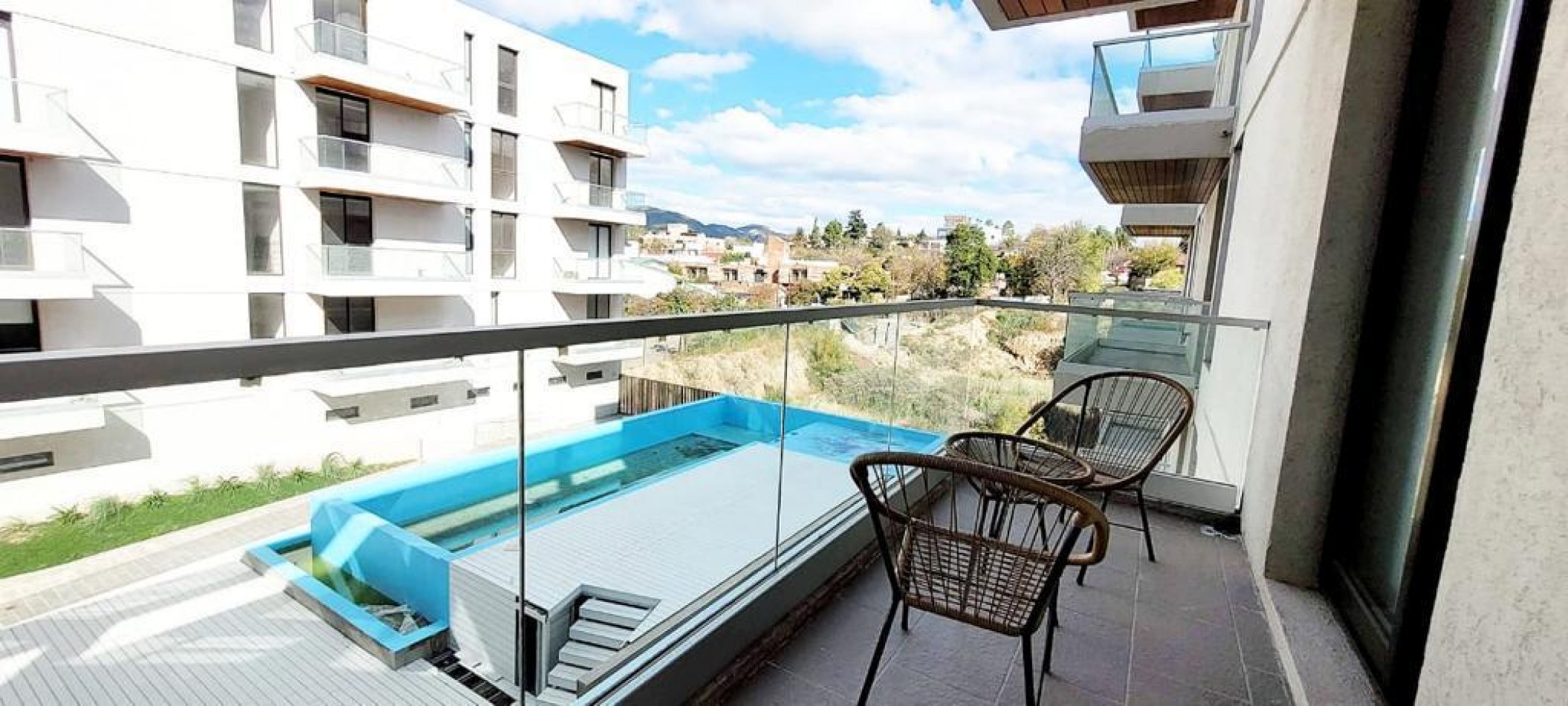 DEPARTAMENTO CENTRICO AMOBLADO LAKE TOWERS